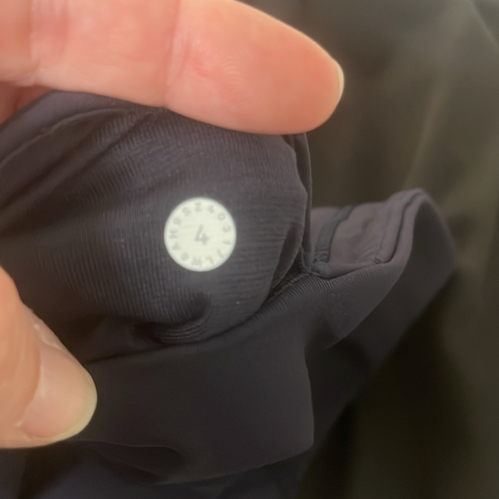 Lululemon Extra Mile Reflective Dots Navy Leggings Size 4 - Picture 9 of 10